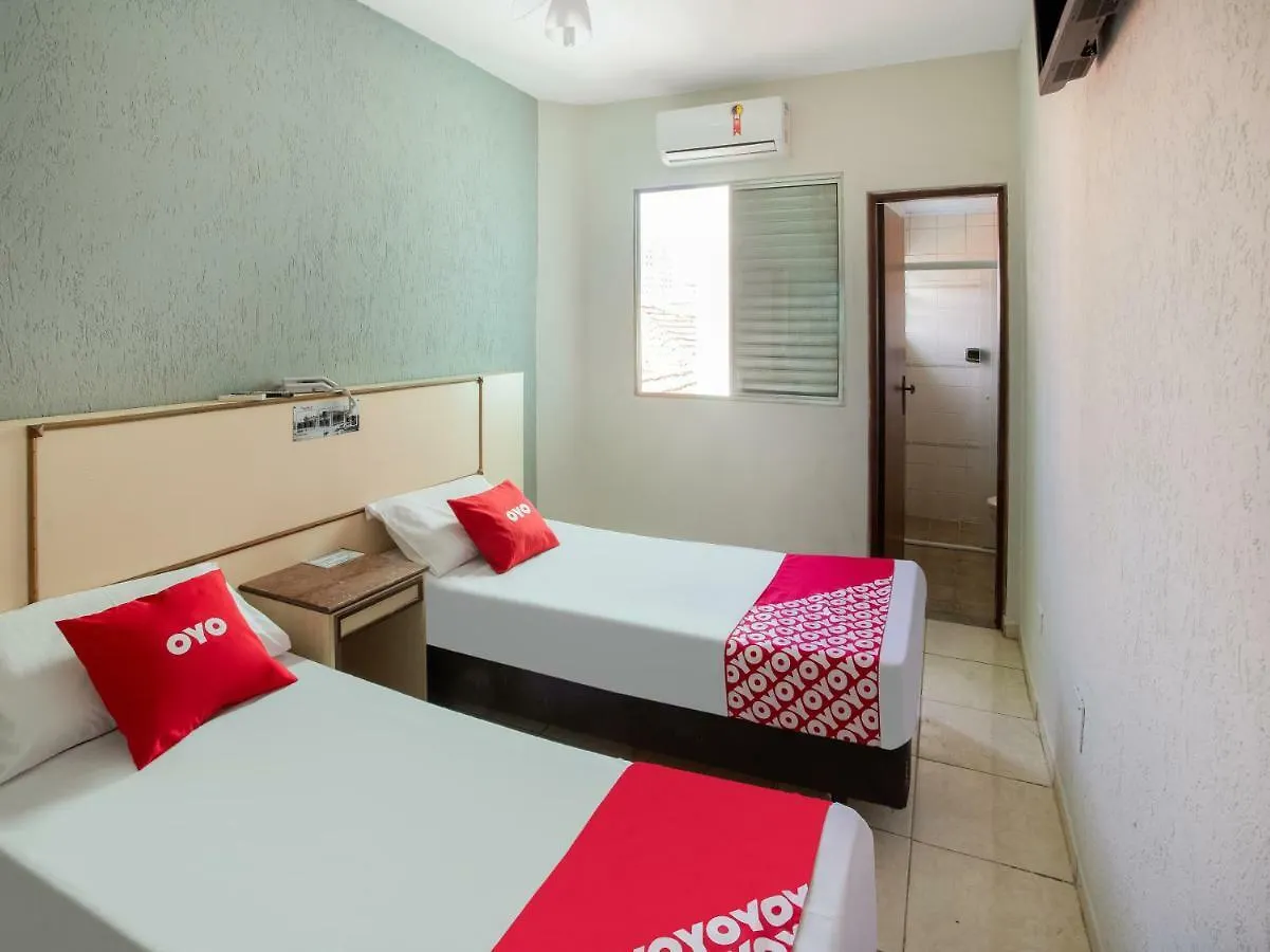 Oyo B Plaza Hotel São Paulo 3*,