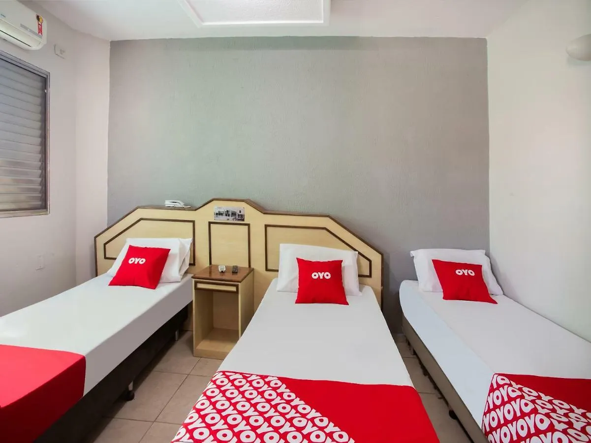 Oyo B Plaza Hotel São Paulo