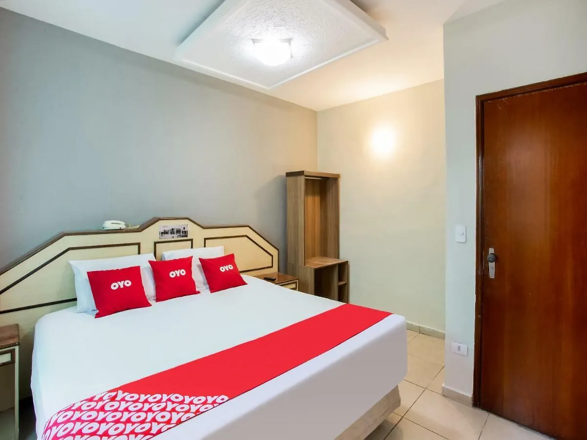 Oyo B Plaza Hotel São Paulo Brazylia