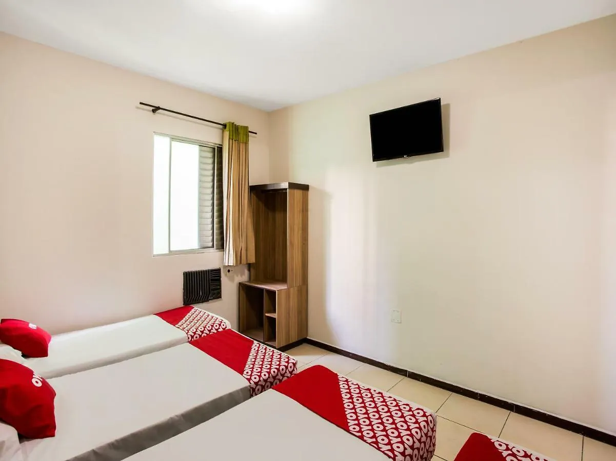 Oyo B Plaza Hotel São Paulo