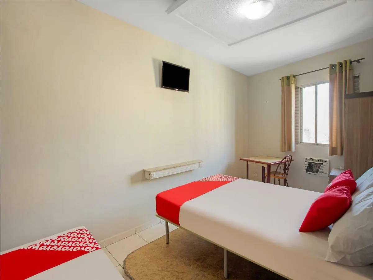 Oyo B Plaza Hotel São Paulo